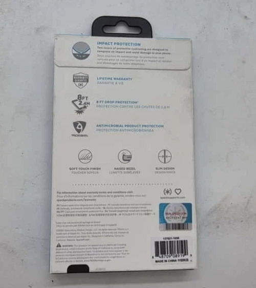 Speck Candyshell Pro Case for Apple iPhone 11/XR - Black - Image 4 of 4