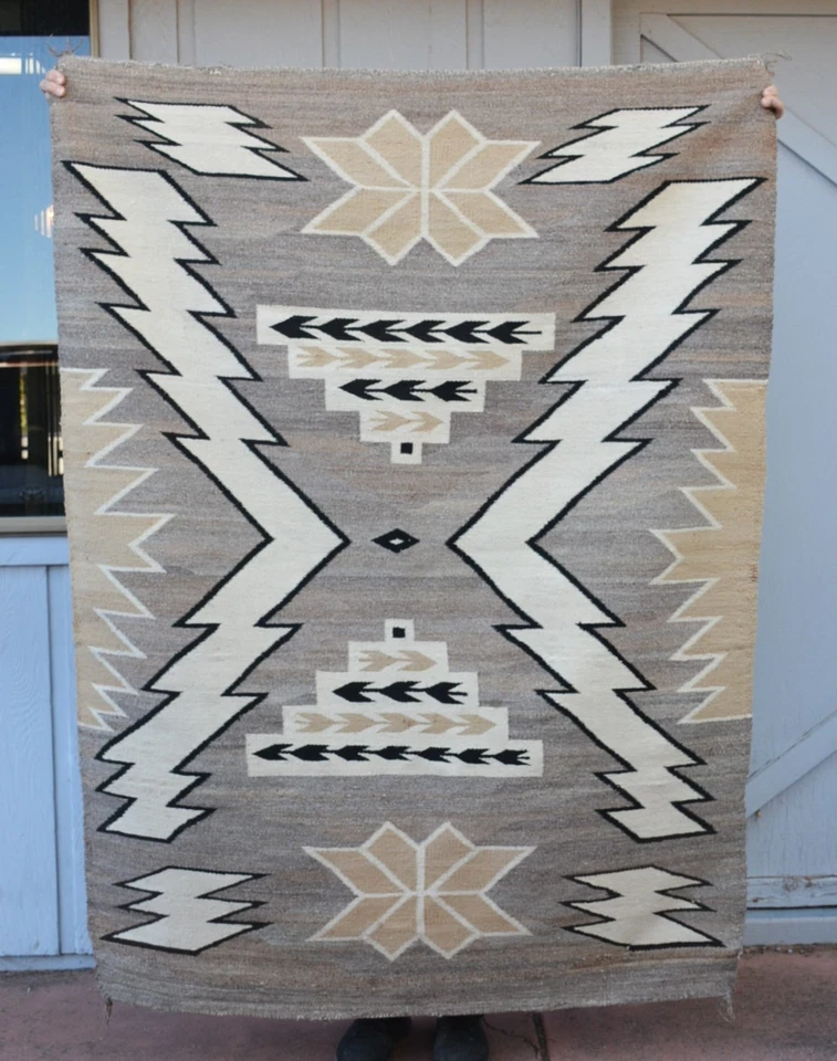 Alfombra Navajo Early Two Gary Hills Lightning Storm Pattern - Hilada a Mano - 65" x 49" Foto 2 de 4