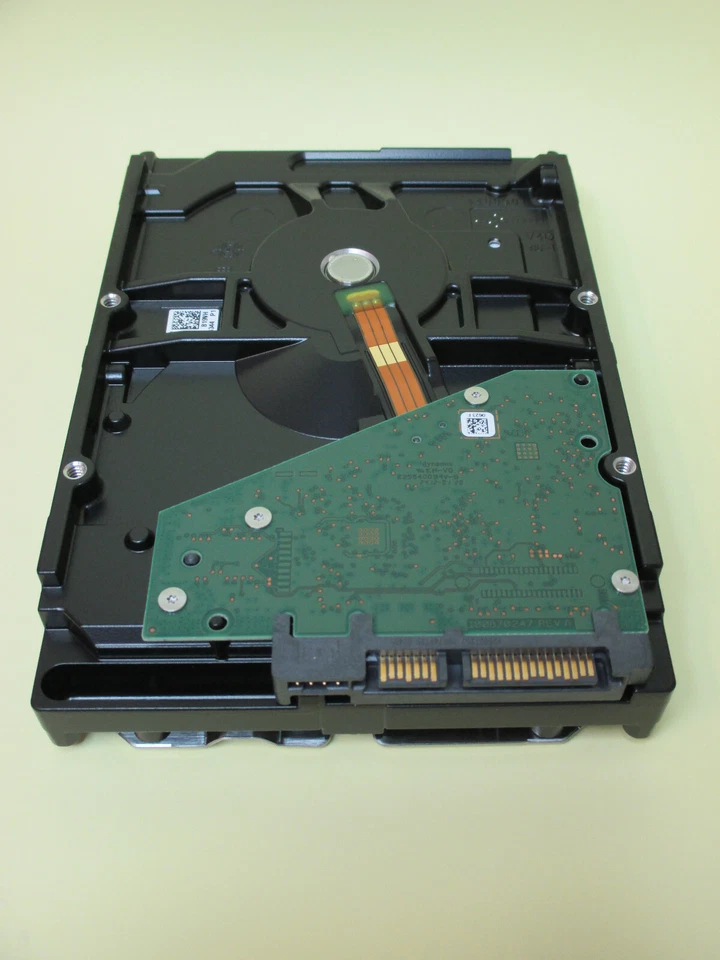 Seagate BarraCuda Serie - ST8000DM004 - interne 3,5" Sata3 Festplatte 8TB - Bild 4 von 4