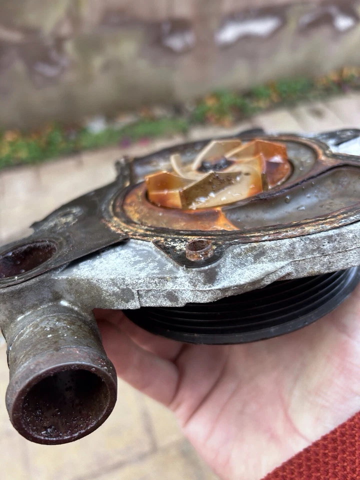 Bomba de agua Porsche Boxster Boxster 9862.5 2.7 3.2 año 1997 - 2004 Foto 2 de 4