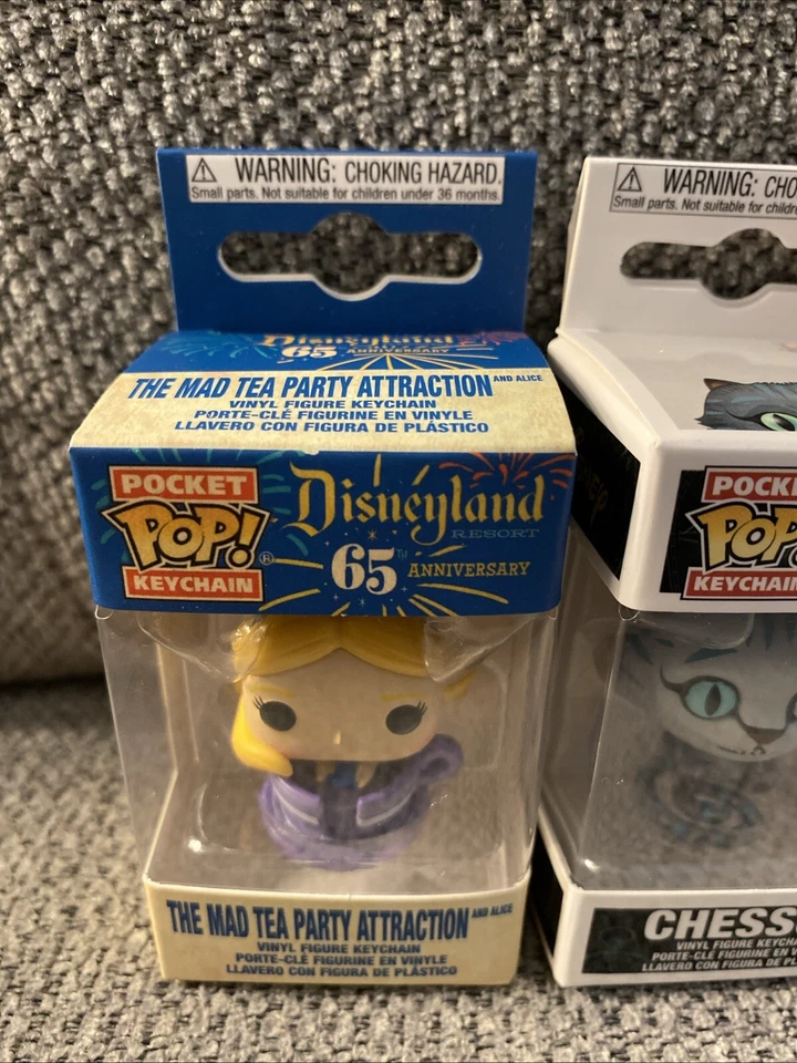 Funko Oficial Bolsillo Pop Llavero Ajedrez y Alicia en el País de las Maravillas 3 unidades Foto 2 de 4