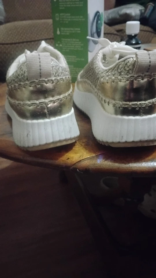 Jessica Carlyle Shoes Brand New Never Worn High Heel Tennis Shoes Size 8 Women's - Image 4 of 4