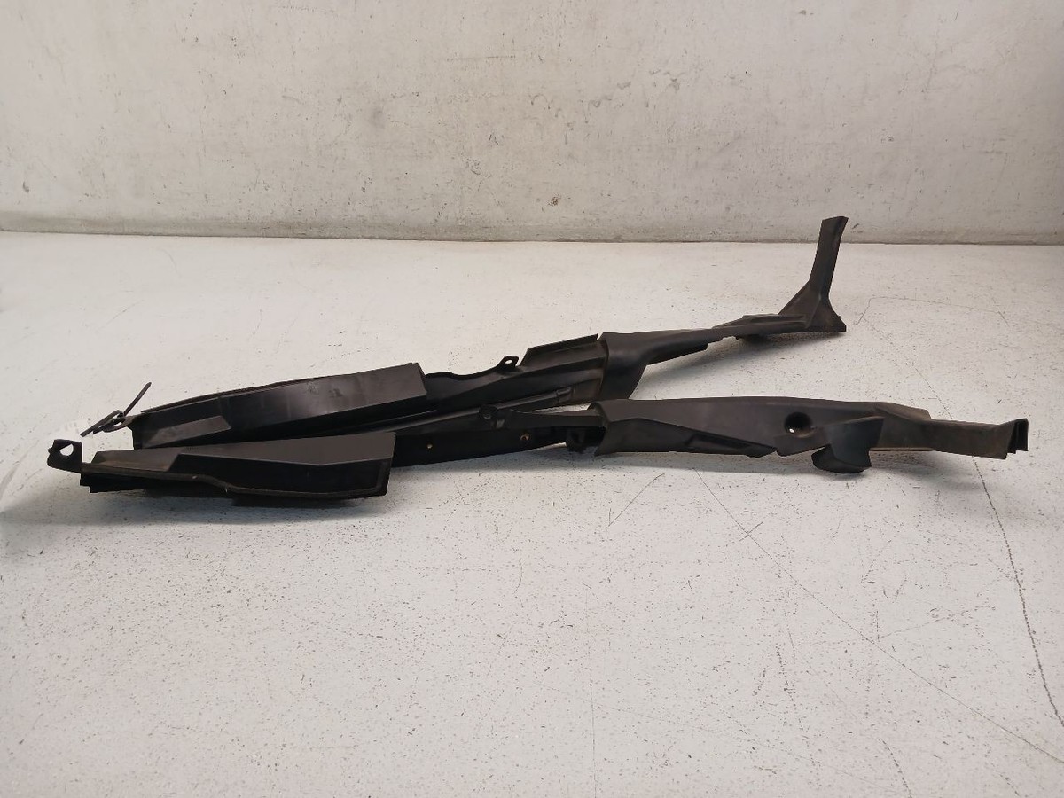 09-20 NISSAN 370Z Front Hood/Fender Seal Pair x2 OEM 65820-1EA1A