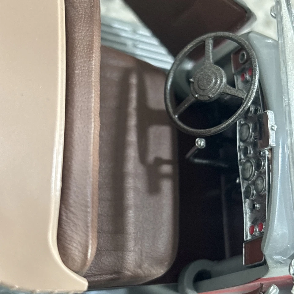 Danbury Mint 1935 Duesenberg SSJ 1: 24 比例压铸模型汽车收藏品 — 第 3/4 张图片