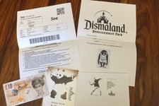 Banksy signed tenner & dismaland stamp + Original postcard 2015 from WSM Lils137