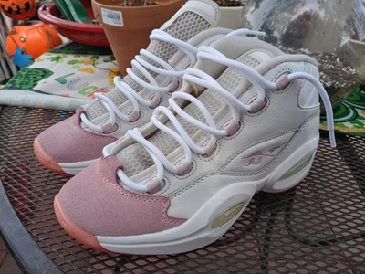 Reebok White Iverson Question Mid Pink Toe Size 7 Used - Photo 1/4
