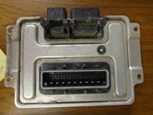 06 Dodge Magnum CHRYSLER 300 Front Body Control Module FCM BCM