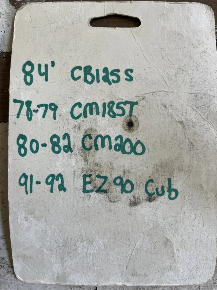 Piñón Sunstar 20715 Fr 15T CB125 84 CM185T 78-79 CM200 80-82 EZ90 Cub 91-92 Foto 2 de 2