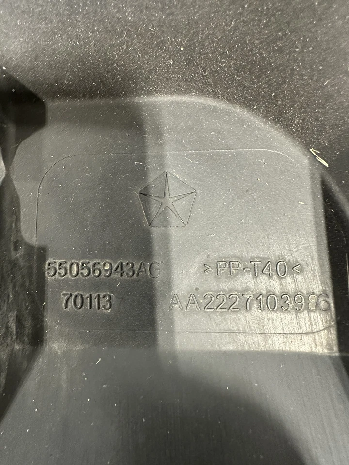 Cubierta de ventilador Mopar genuina diésel Ram 2500 3500 Cummins 68090676AA Foto 4 de 4