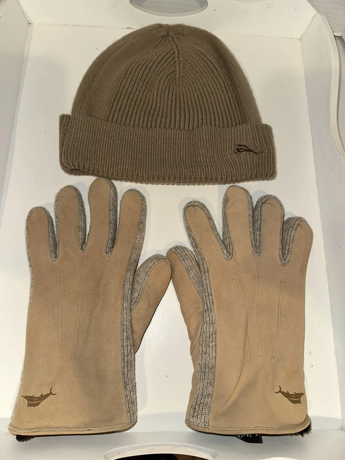 New TOMMY BAHAMA 50% Merino Wool Beanie & Genuine Leather/Wool Gloves MSRP $120