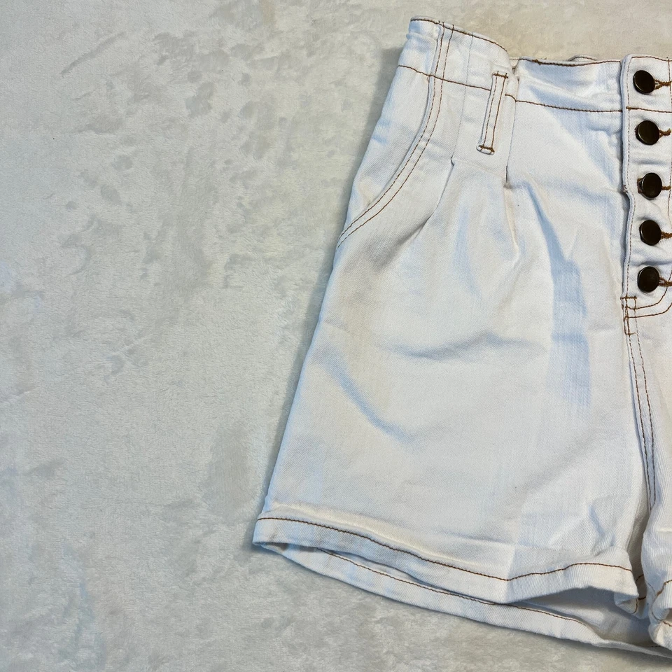 Pantalones cortos de mezclilla blancos GB Giani Bini para mujer talla 9 Henley cinco botones #2460 Foto 2 de 4