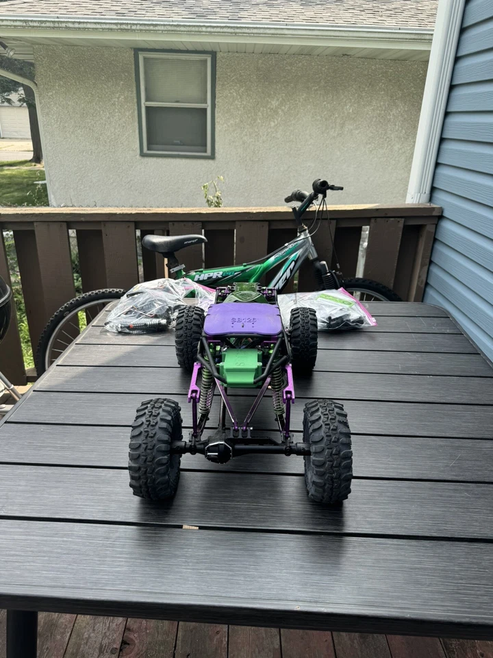 RYFT axial RBX10 - Extractor Pro 540-L; piezas Treal y Vitavon; paneles de fibra de carbono Foto 4 de 4