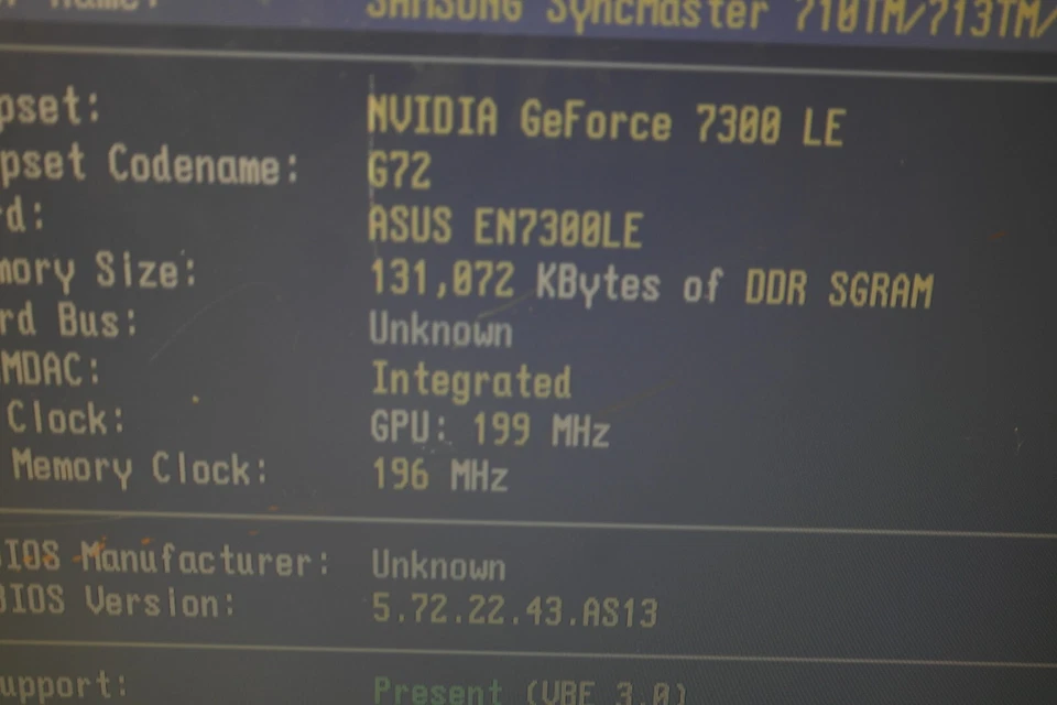 ASUS Nvidia GeForce 7300 LE 128 MB VGA DVI S-video card PCI-e 16* EN7300LE/TD - Image 2 of 4