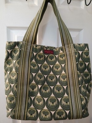 Bungalow 360 Green Walrus Print Canvas Tote Shoulder Bag Beach BagLarge Pockets