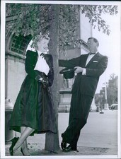 1956 Actor Ray Bolger Vaudeville Singer Dancer Stage Holding Top Hat Photo 7X9