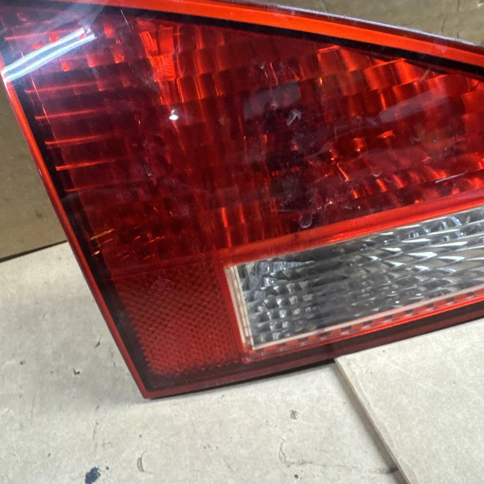 2008 2009 2010 11 2014 SUBARU TRIBECA Left SIDE TAIL LIGHT Lamp REAR Trunk B170 - Image 3 of 4