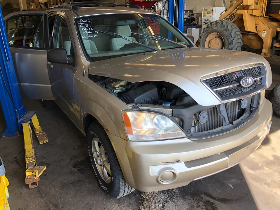 Kia Sorento 2006 puerta trasera ventilación ventana cristal (pasajero) 2003-2006 Foto 2 de 4