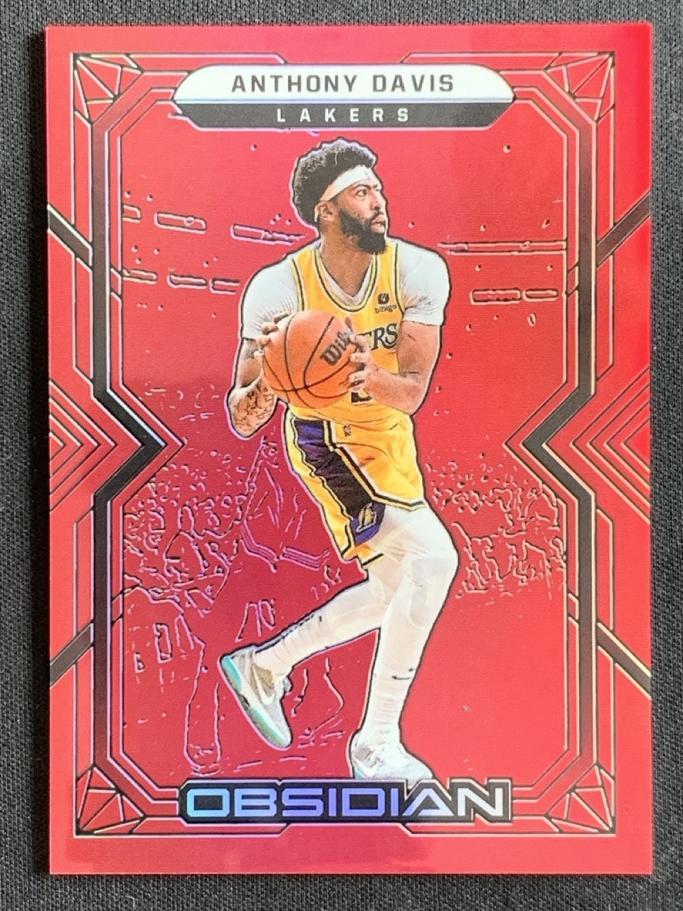 Anthony Davis 2021-22 Panini Obsidian Base Electric Etch Red Flood #3