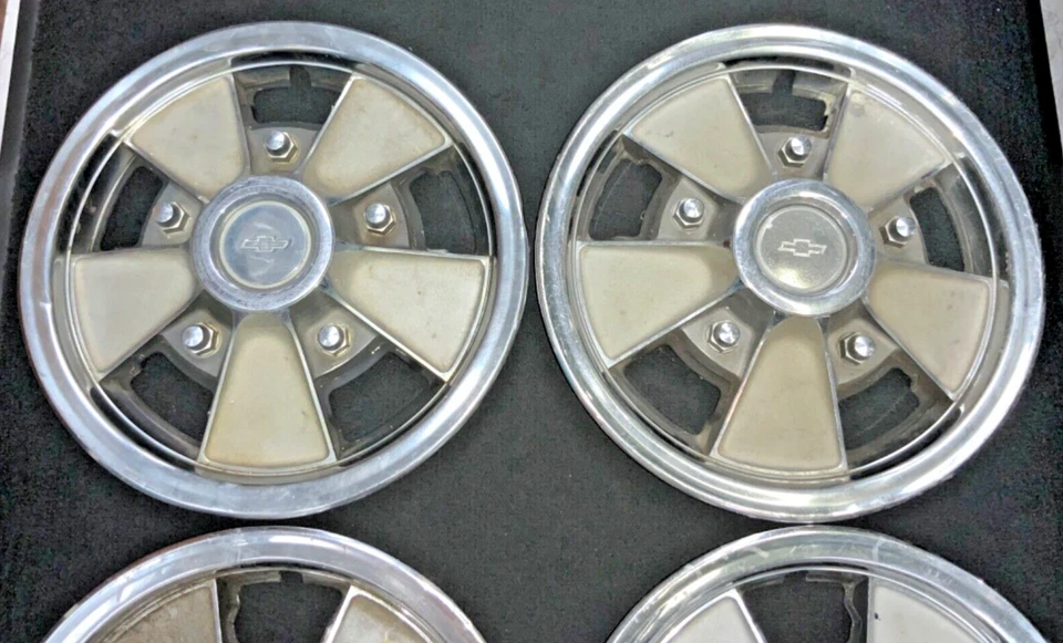 Tapacubos Chevrolet Camaro 1967/68/69 14” de colección - Juego de 4 - COMO ESTÁN - 552205 Foto 2 de 4