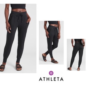 athleta bliss jogger