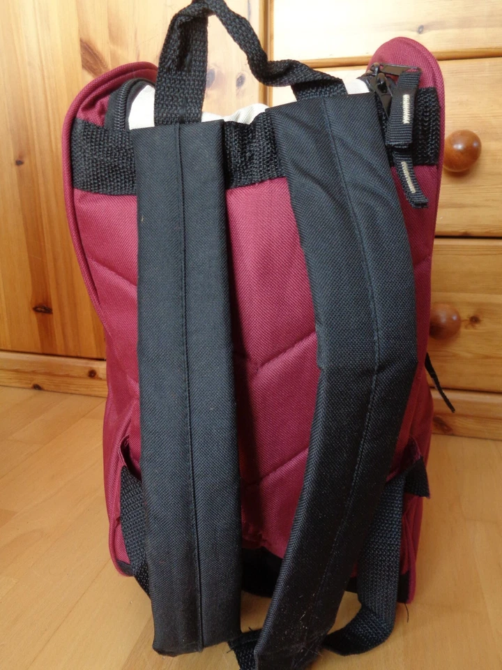 Rucksack für Inliner / Rollerplates / Eislaufschuhe ~ dkl. rot/ beige/ schwarz - Bild 3 von 4