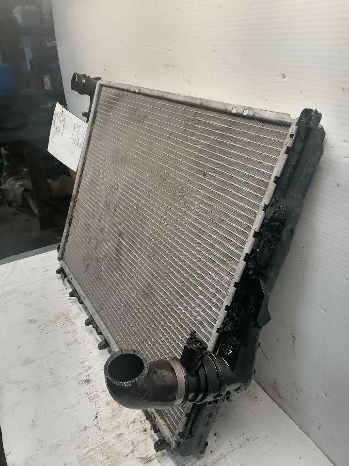 Radiador Convertible M54 265S5 Motor Se Adapta 01-06 BMW 325i 1465122 Foto 2 de 4