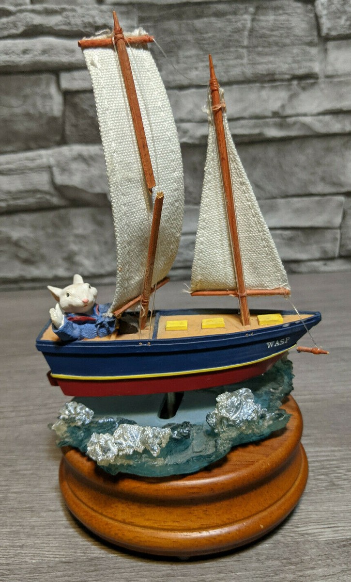 READ Rare Madame Alexander Stuart Little Sailing Wasp Ship