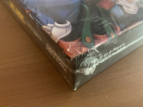 2010 Disney Parks Monopoly Disney Villains Collector’s Edition Sealed Board Game - Picture 3 of 11