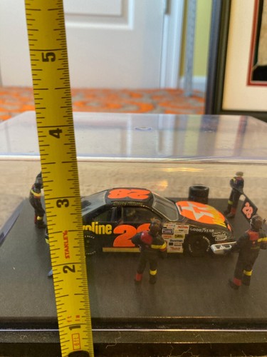 1992 Racing Champions NASCAR #28 Havoline Car Pit Stop And Crew In Display Case - Picture 14 of 20