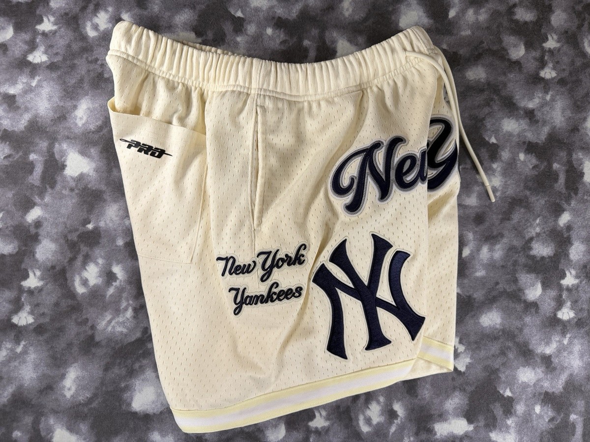 PRO Standard New York Yankees MLB Athletic Shorts Drawstring Pockets - MENS MED View 4