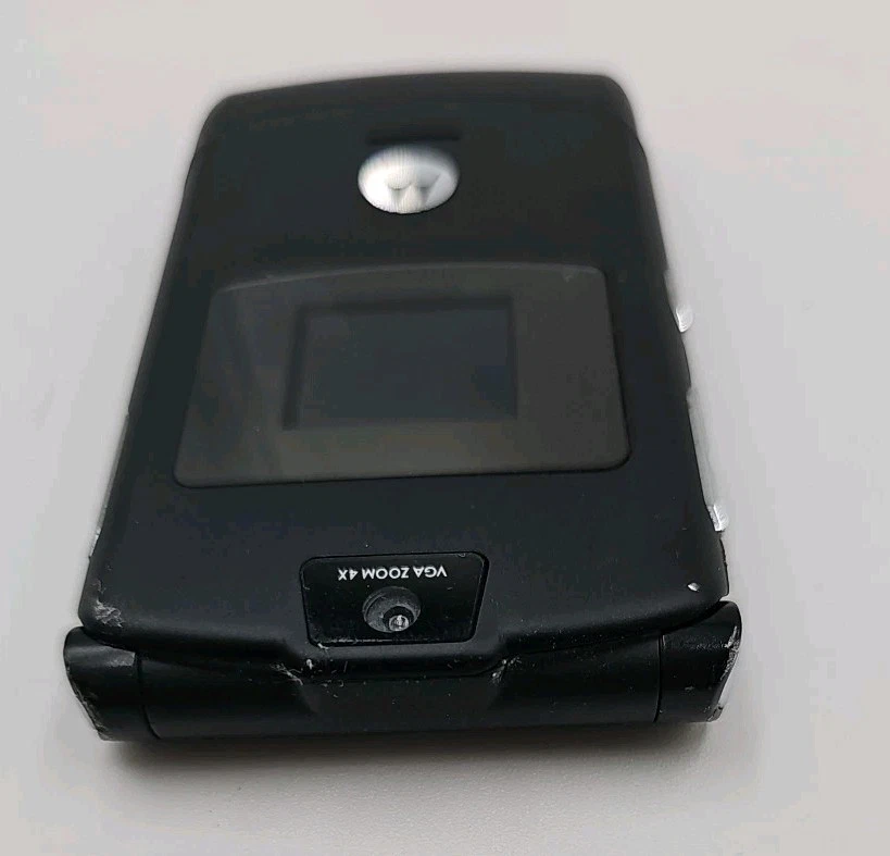 Celular MOTOROLA Moto RAZR V3 Piezas SIN PROBAR Foto 3 de 4