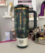 Stanley The Cheers & Cheer Quencher HOLIDAY BOTANICAL Protour Tumbler 40 oz