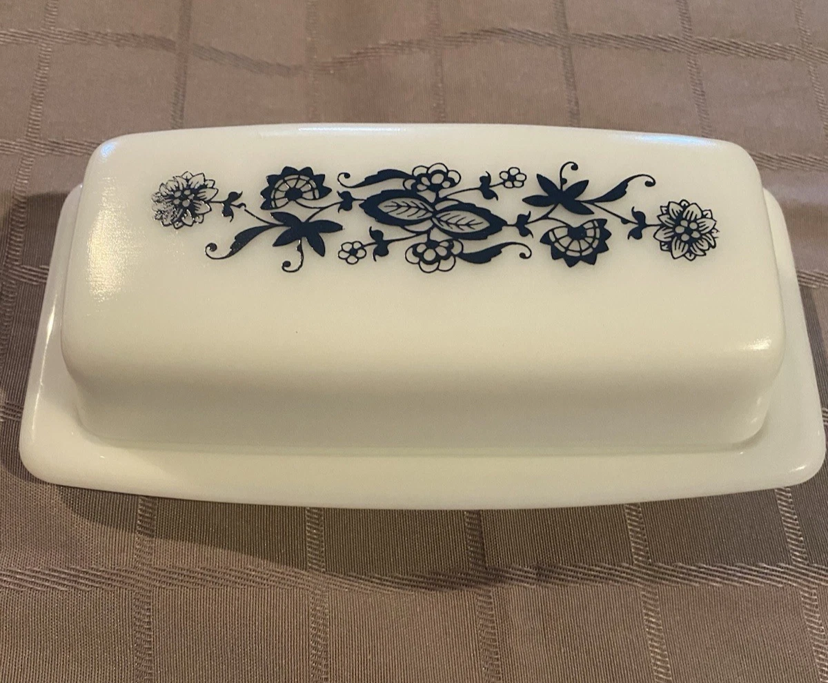 Vintage Pyrex Covered Butter Dish, 72-B, Old Town Blue Onion Pattern