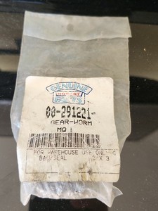 Hobart  SLICER Gear-Worm 00-291221 - Free Shipping + Geniune OEM