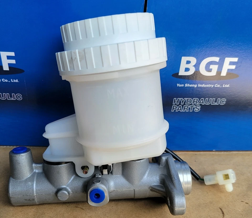Cilindro maestro para Mitsubishi Mirage 1997-2002 M630237 MC390437 MR129910 Foto 4 de 4