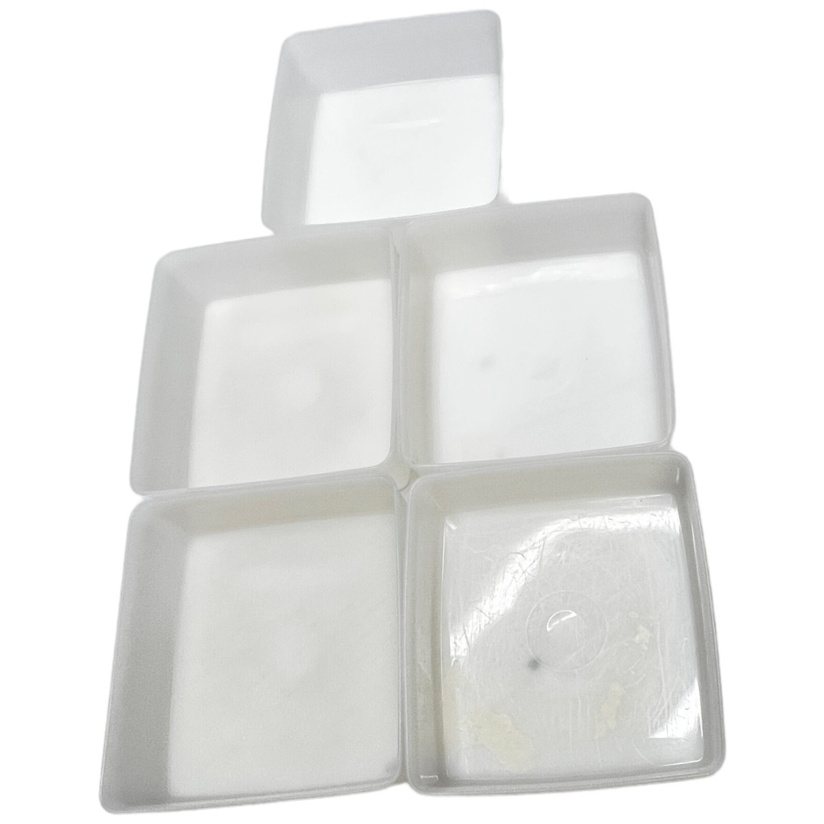 Lot of 5 Tupperware 670-34 Square-A-Way Sandwich Keeper With Snap