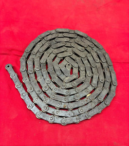 USA ROLLER CHAIN C2040 LENGTH: 10 FEET