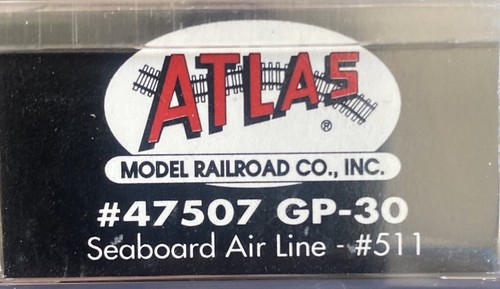 N Scale Atlas Classic 47507 Diesel Engine Locomotive GP30 Seaboard Air Line #511 - Picture 2 of 2