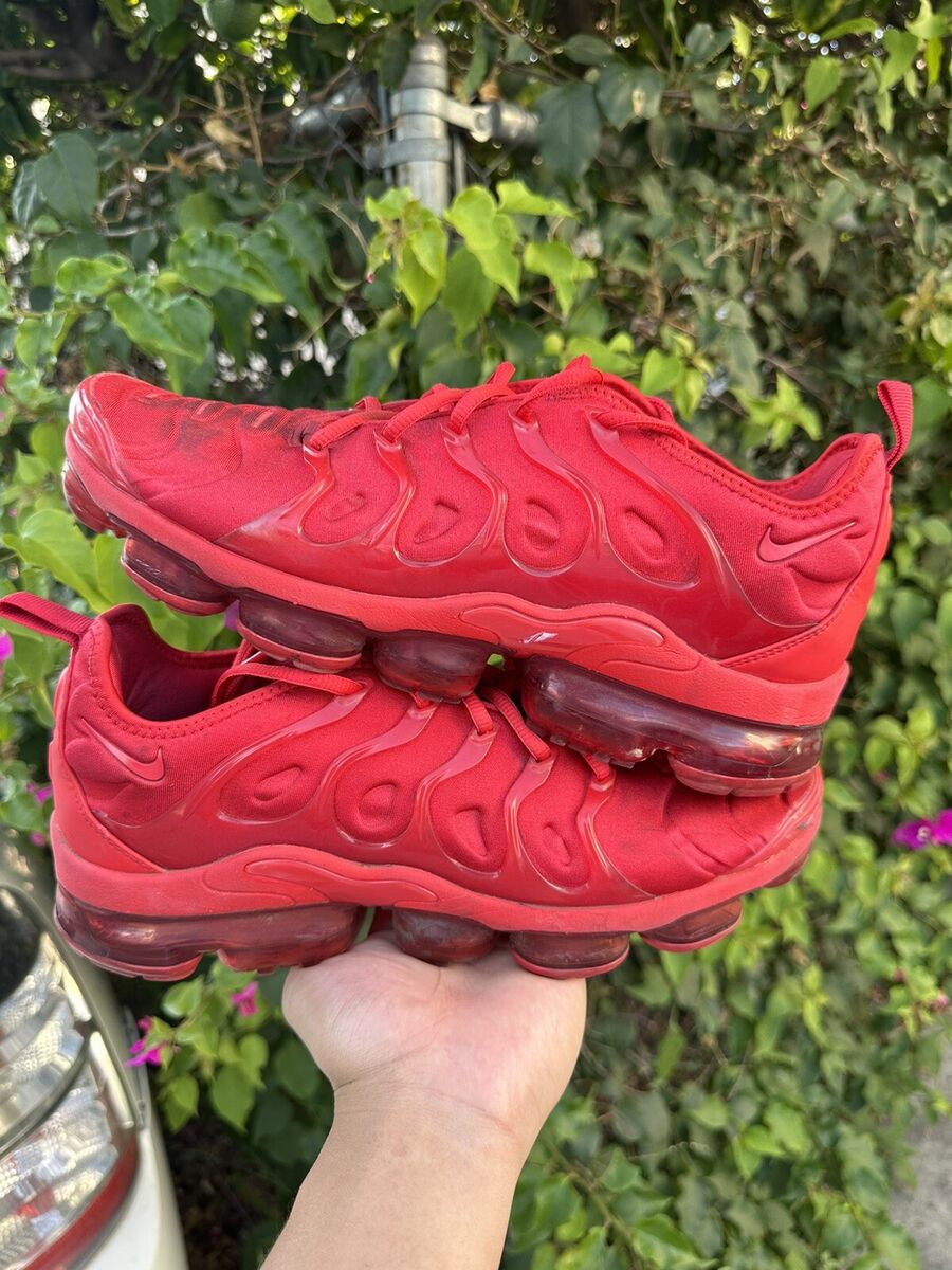 ⭐️Size 10 - Nike Air VaporMax Plus Triple Red⭐️ SHIPS ⭐️Size 10 - Nike Air VaporMax Plus Triple Red⭐️ SHIPS