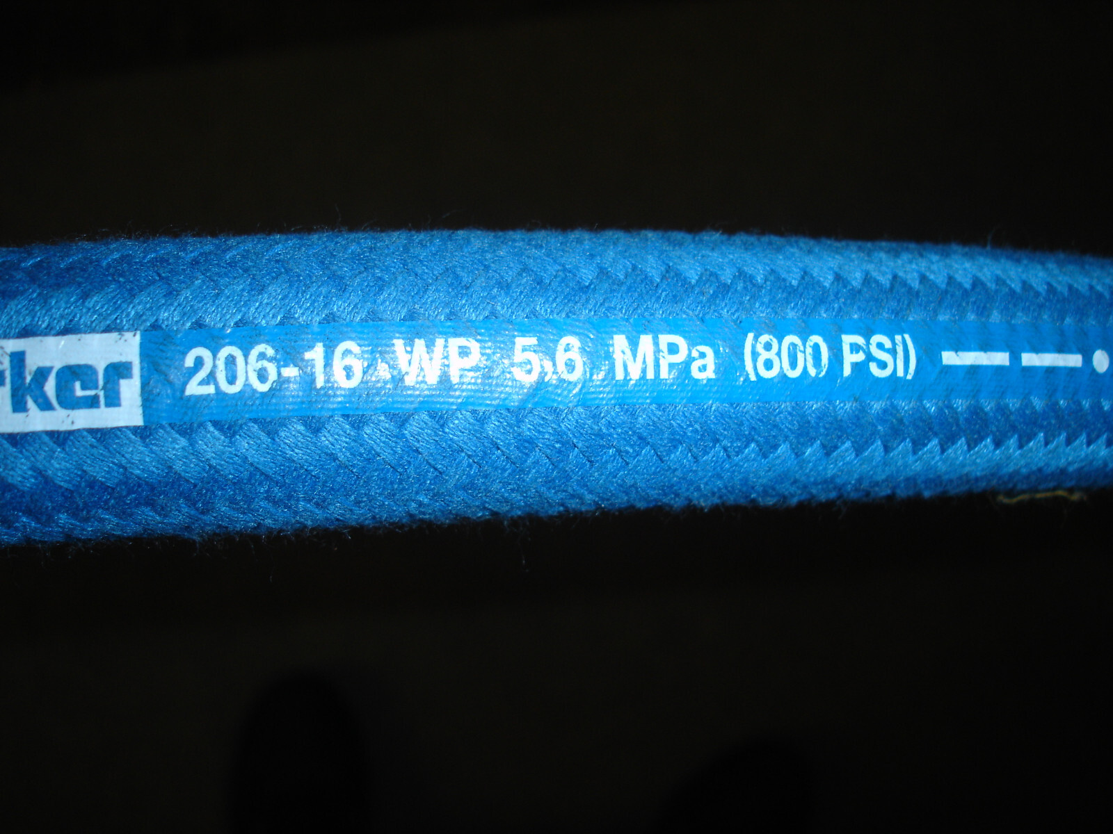 NEW PARKER SAE 100R516 HYDRAULIC HOSE 22MM (7/8") APPROX 37" OVERALL