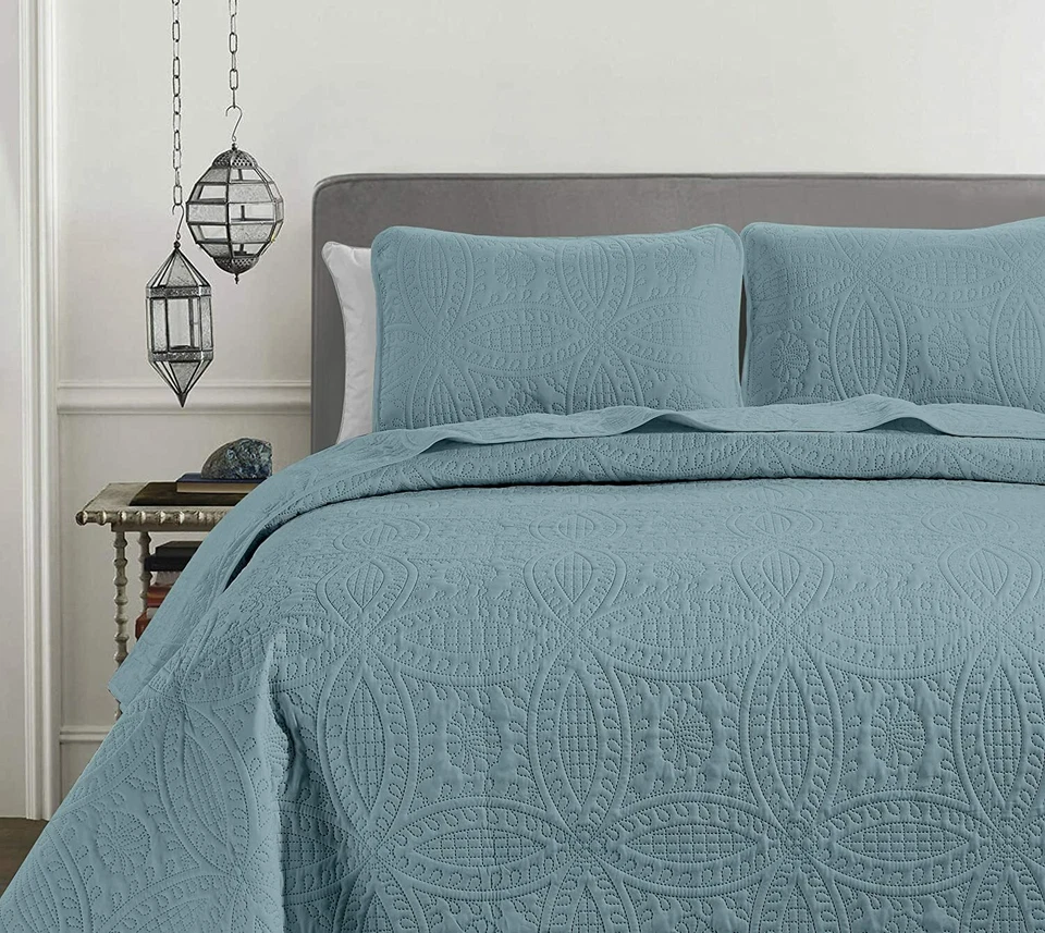Chezmoi Collection 3-piece Oversized Bedspread Coverlet Set, Pinsonic Quilted - Image 2 of 4