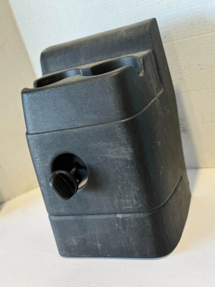 2004-2012 GMC CANYON 4X4 REAR SEAT CENTER CUP HOLDER SPARE TIRE COVER TRIM - Image 4 of 4