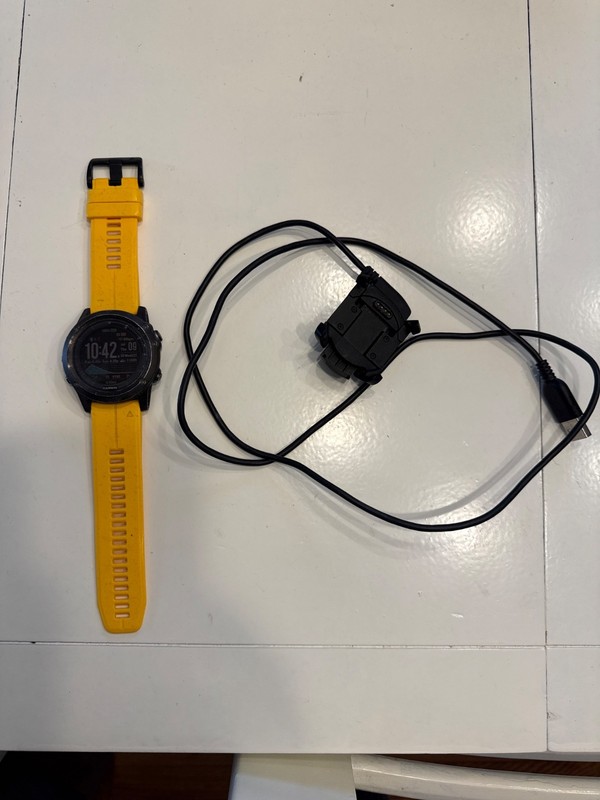 Garmin Fenix 3 HR Sapphire GPS Smartwatch with Charger Black, yellow band