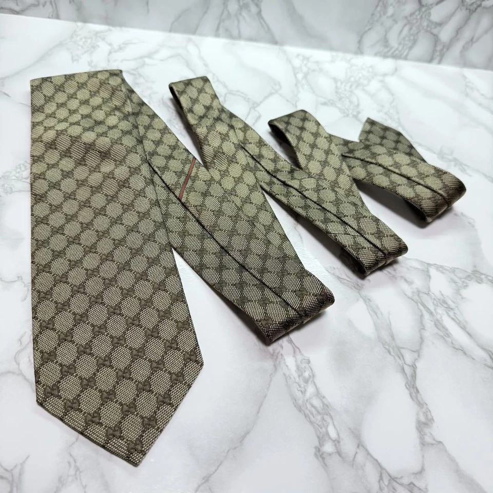 Gucci Seda GG Patrón Corbata Clásica Hombre Accesorio Foto 3 de 4