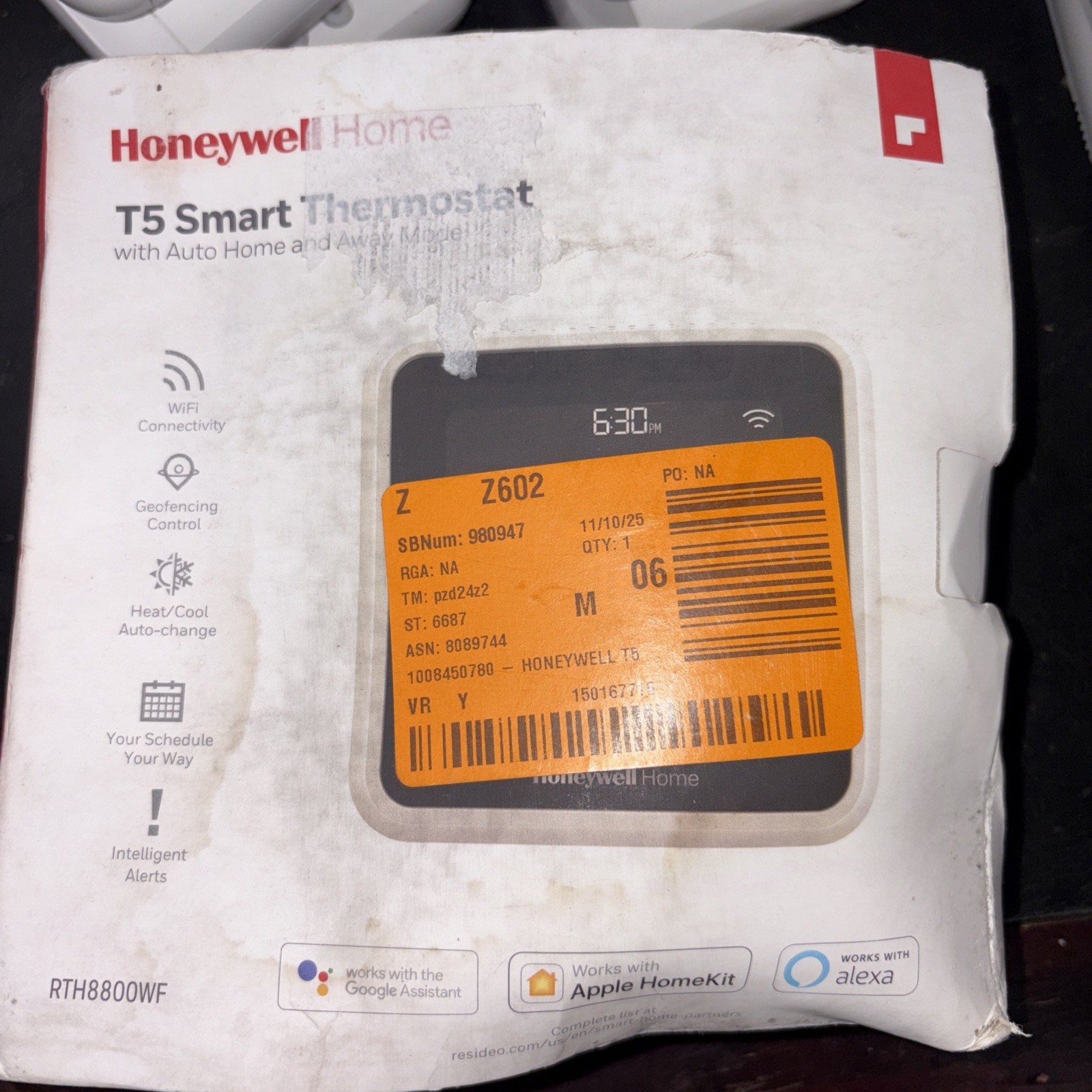 7 Day-programmable Touchscreen Rth8800wf