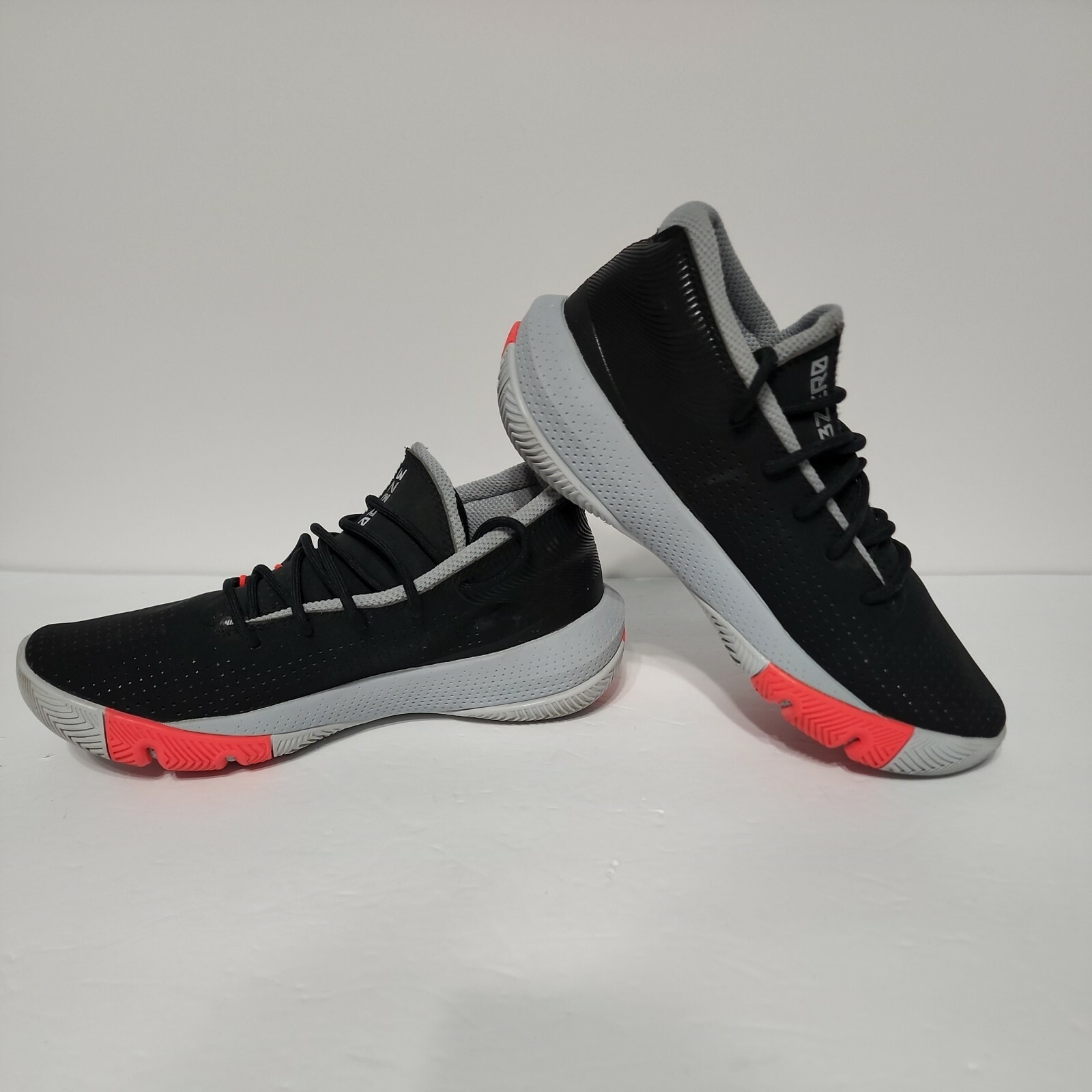 Under Armour Boys SC 3ZERO III 3022117-001 Black Running Shoes Sneakers Size 4Y thumbnail 7