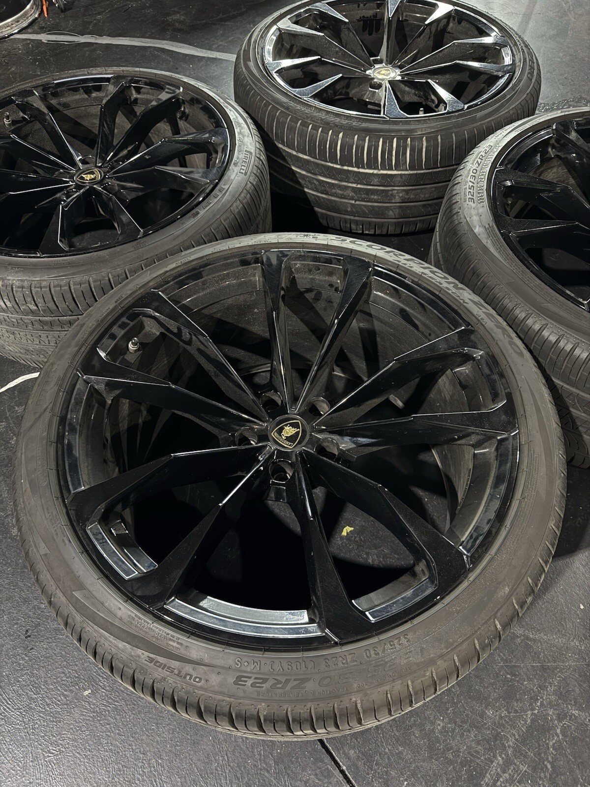 Lamborghini Urus Stock 23” Wheels 