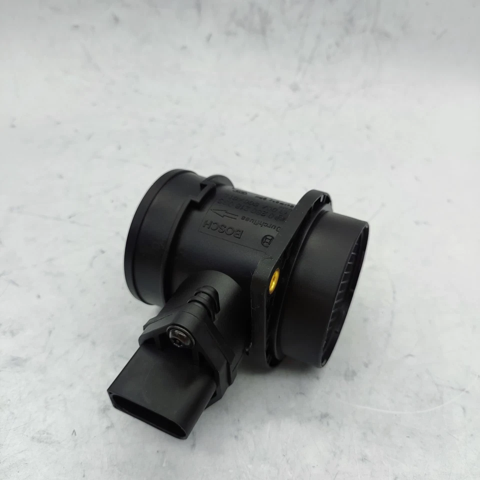 0280218063 Mass Air Flow Sensor MAF For Audi A4 TT VW Golf Jetta 1.8T 06A906461L - Image 3 of 4