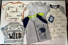 Lot Of 6 Gerber's And 1 Carters Includes 4 Onesies And 3 Sleepers Size 6-9 Month