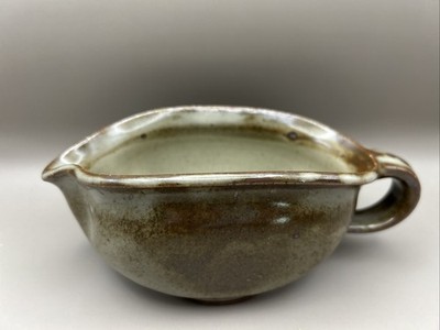 The Friars Aylesford Priory Studio Sauciere Vintage 7,5  lang 3  hoch. Vintage